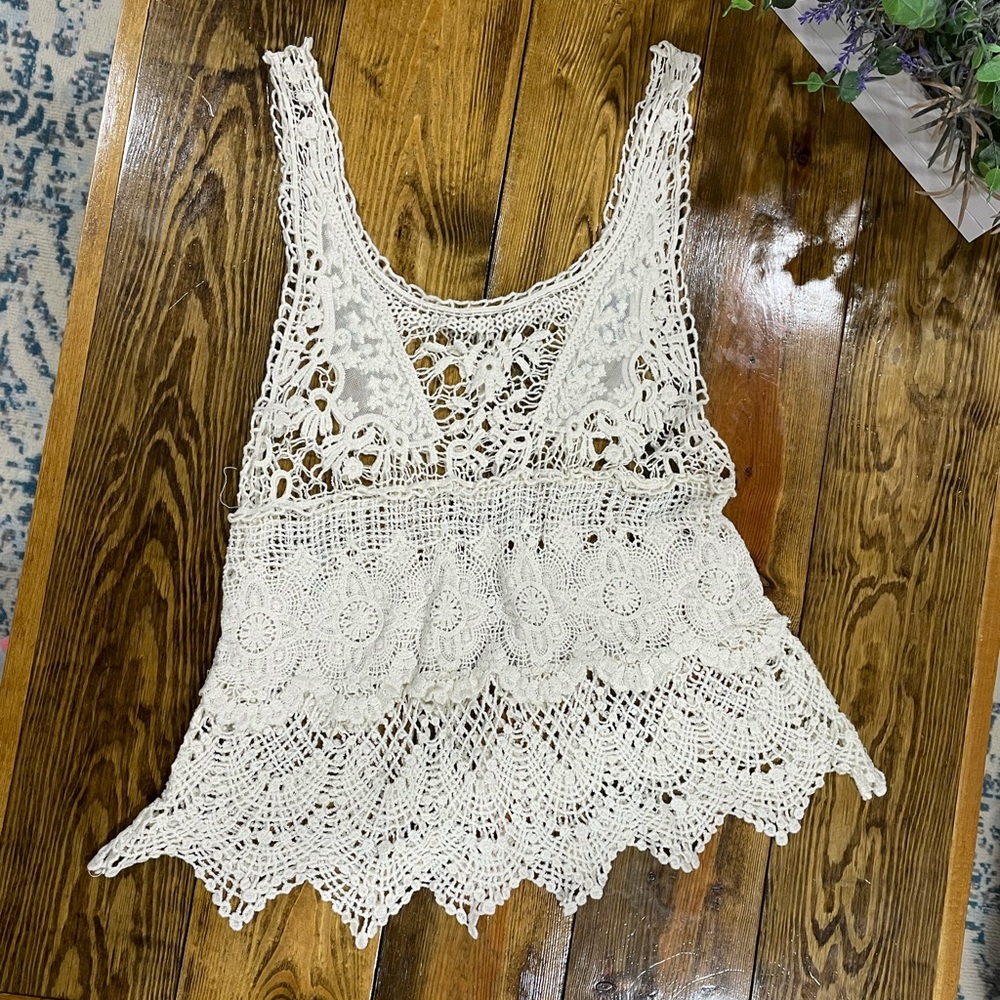 Love Culture lace tank